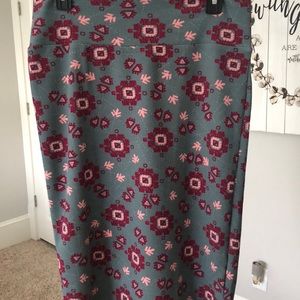 Lularoe medium Cassie